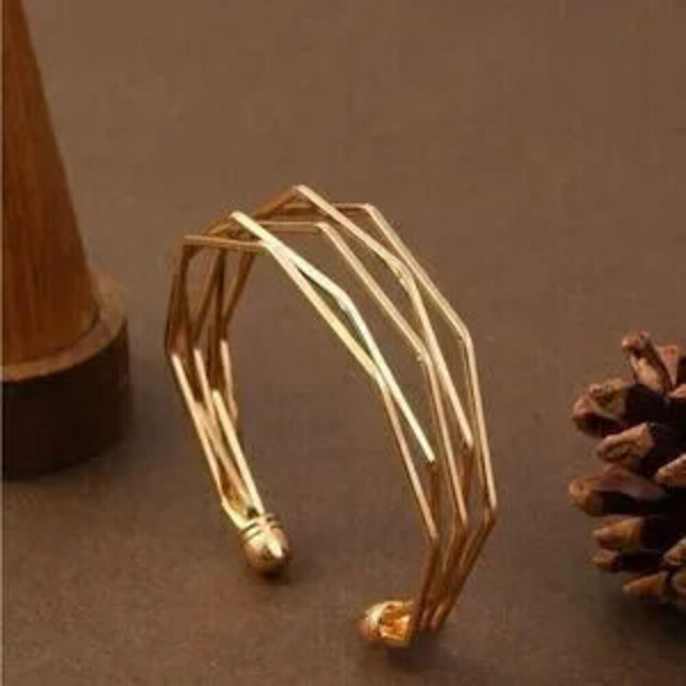 Gold 1pc Geometric Cuff Bracelet
